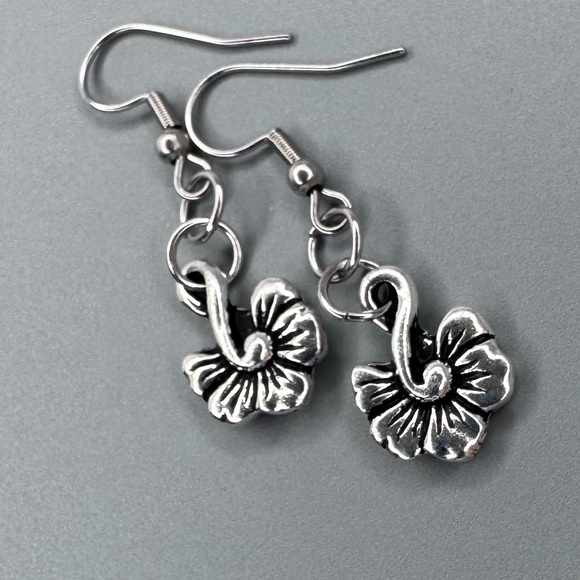 Hand Crafted Jewelry - Artisan Sterling Silver Floral Charm Earrings